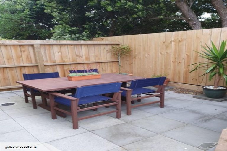 Photo of property in 2/36 Tacy Street, Kilbirnie, Wellington, 6022