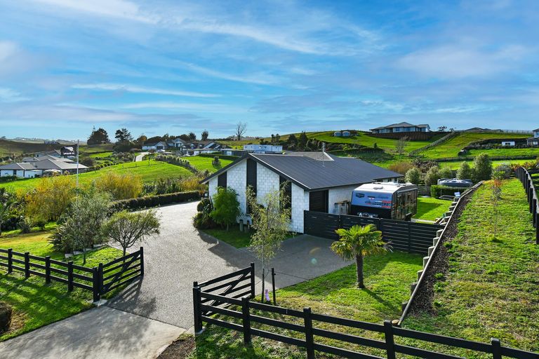 Photo of property in 29 Mcintosh Drive, Pokeno, 2471