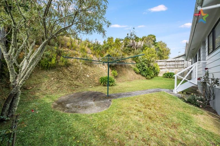 Photo of property in 11 Robson Street, Stokes Valley, Lower Hutt, 5019