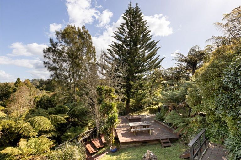 Photo of property in 27 Te Arawa Place, Welcome Bay, Tauranga, 3112