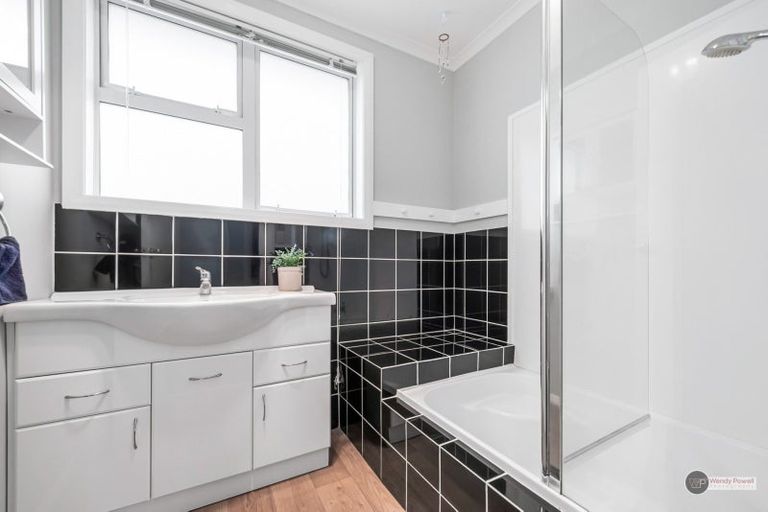 Photo of property in 2a Mcbain Grove, Avalon, Lower Hutt, 5011