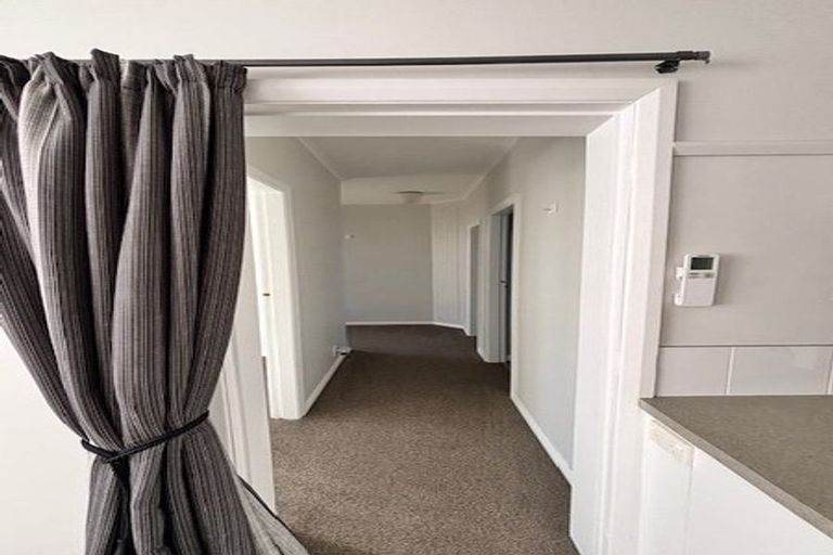 Photo of property in 11 Wilson Street, Newtown, Wellington, 6021