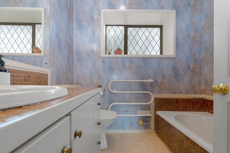 Photo of property in 66 Iles Road, Lynmore, Rotorua, 3010