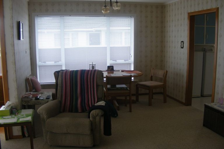 Photo of property in 8 Trafalgar Street, Westown, New Plymouth, 4310