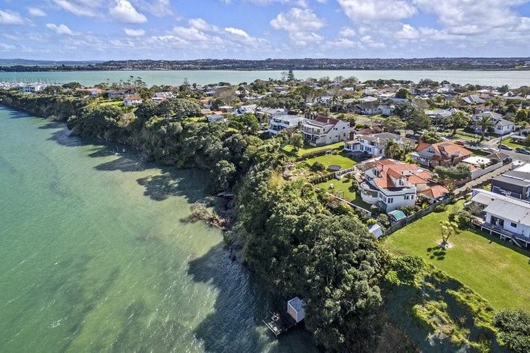 Photo of property in 31a Norwood Road, Bayswater, Auckland, 0622