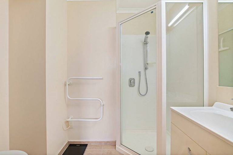 Photo of property in Salisbury Crown, 9/7 Salisbury Avenue, Mount Maunganui, 3116
