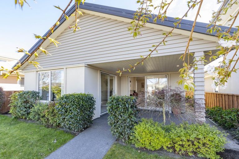 Photo of property in 84 Pegasus Boulevard, Pegasus, 7612