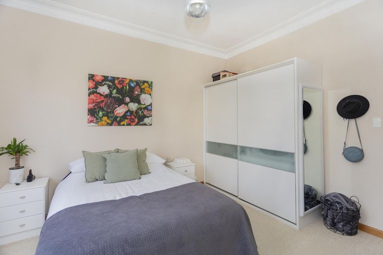 Photo of property in 10 Robins Road, Alma, Oamaru, 9492