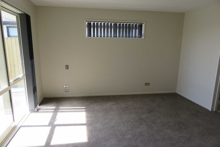 Photo of property in 51 Dow Square, Wigram, Christchurch, 8025