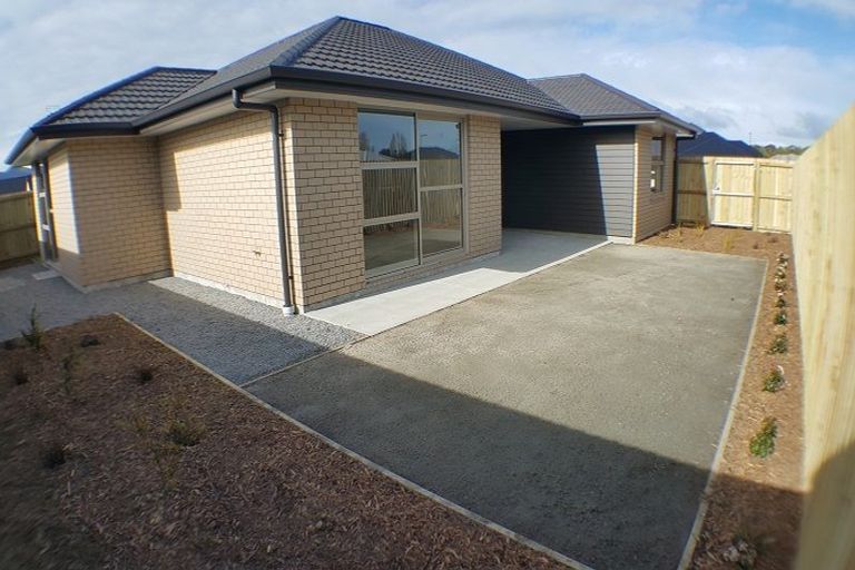 Photo of property in 14 Bradwell Crescent, Halswell, Christchurch, 8025