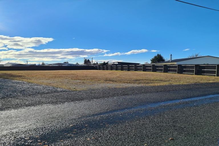 Photo of property in 75 Rata Road, Twizel, 7901