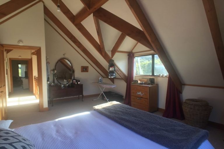 Photo of property in 409 Karori Road, Karori, Wellington, 6012