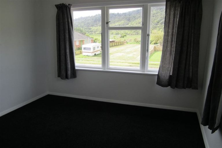 Photo of property in 16-20 Wickes Street, Cobden, Greymouth, 7802
