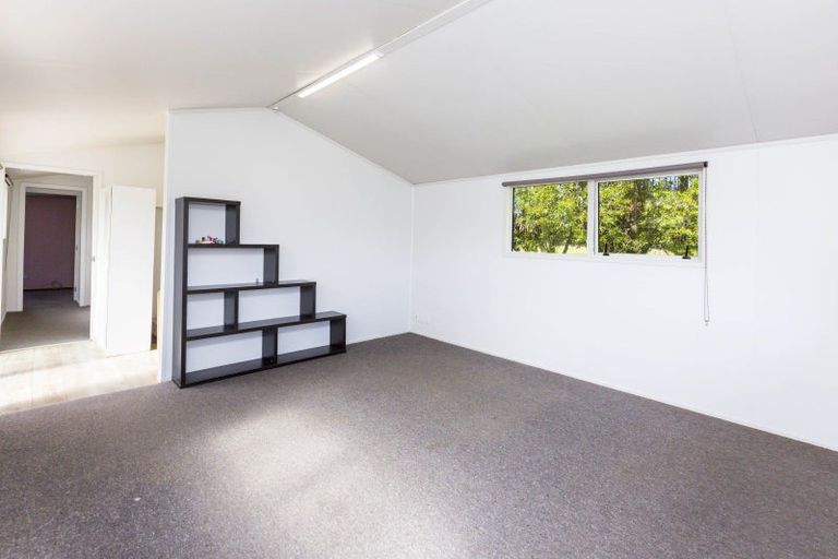 Photo of property in 18a Flux Road, Mangaroa, Upper Hutt, 5371