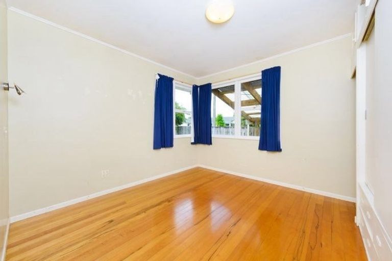 Photo of property in 39a Harrington Road, Henderson, Auckland, 0610