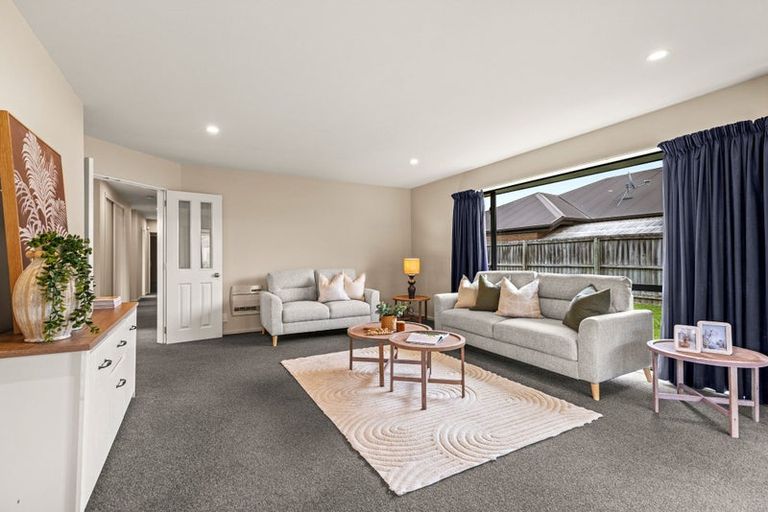 Photo of property in 75 Coolspring Way, Redwood, Christchurch, 8051