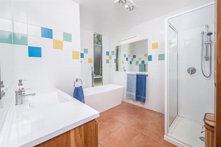 Photo of property in 118 Landing Road, Kerikeri, 0230