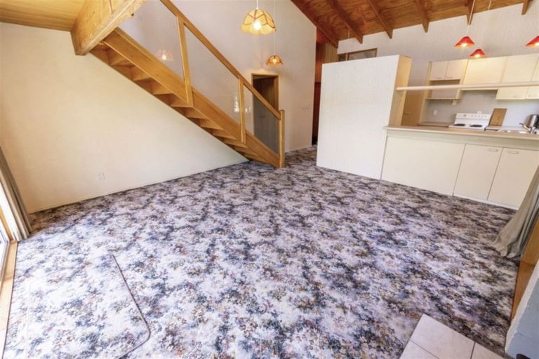 Photo of property in 4 Broadway Avenue, Waikuku Beach, 7473