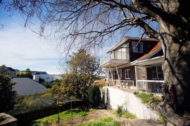 Photo of property in 35 Heriot Row, Dunedin Central, Dunedin, 9016