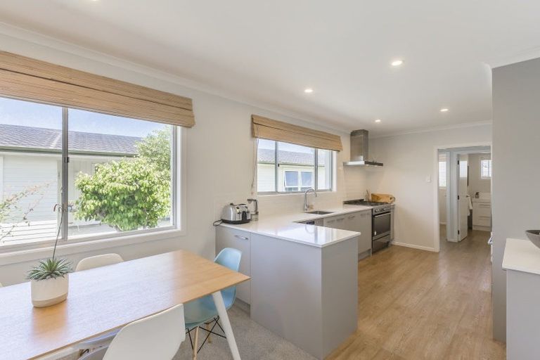 Photo of property in 77 Gray Avenue, Paraparaumu Beach, Paraparaumu, 5032