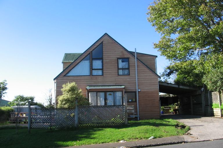 Photo of property in 46 Kashmir Road, Glen Eden, Auckland, 0602