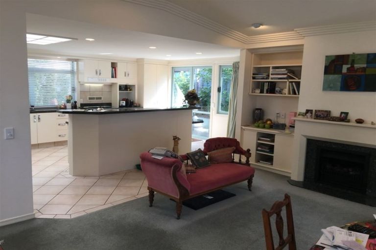 Photo of property in 32 Whitby Crescent, Mairangi Bay, Auckland, 0630