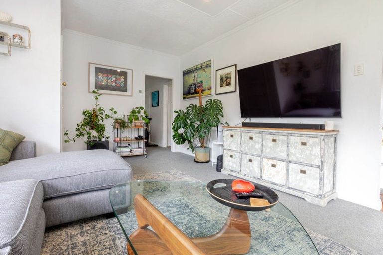 Photo of property in 38 Queen Street, Dannevirke, 4930