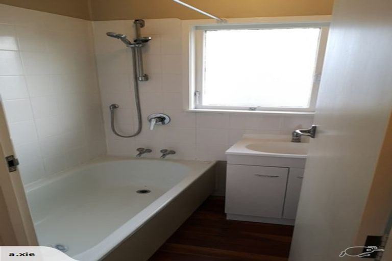 Photo of property in 4/43 Shakespeare Road, Milford, Auckland, 0620