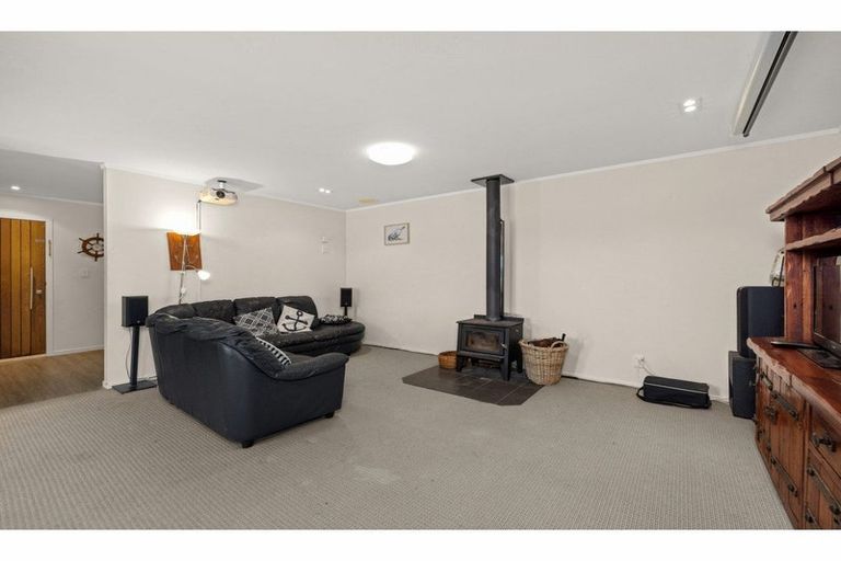 Photo of property in 84 Rangitane Loop Road, Kerikeri, 0294