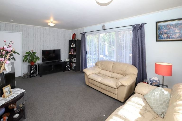 Photo of property in 12 Camden Place, Pukete, Hamilton, 3200