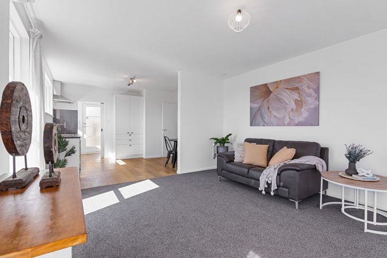 Photo of property in 1/24 Richill Street, Belfast, Christchurch, 8051