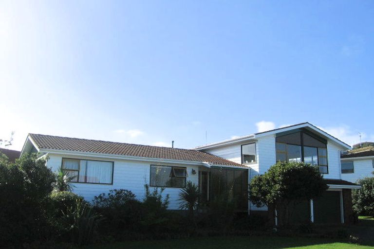 Photo of property in 90 Pope Street, Camborne, Porirua, 5026