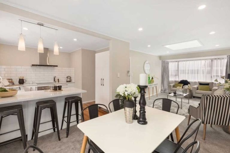 Photo of property in 48b Queens Grove, Hutt Central, Lower Hutt, 5010