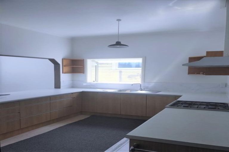 Photo of property in 82 Onepu Road, Kilbirnie, Wellington, 6022