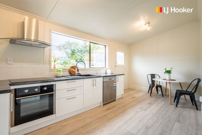 Photo of property in 67 Burns Street, South Dunedin, Dunedin, 9012