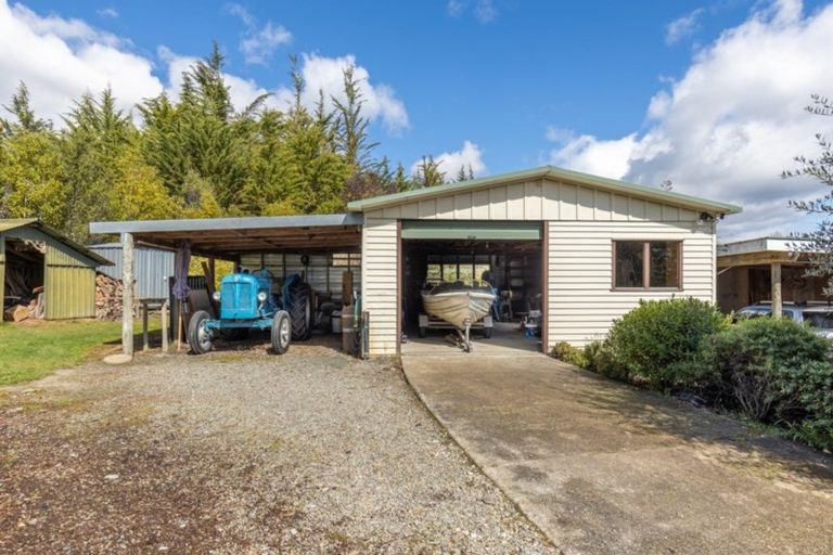 Photo of property in 172 Kina Peninsula Road, Tasman, Upper Moutere, 7173