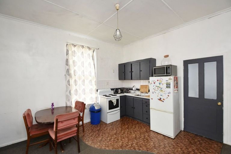 Photo of property in 107 Morton Street, Strathern, Invercargill, 9812