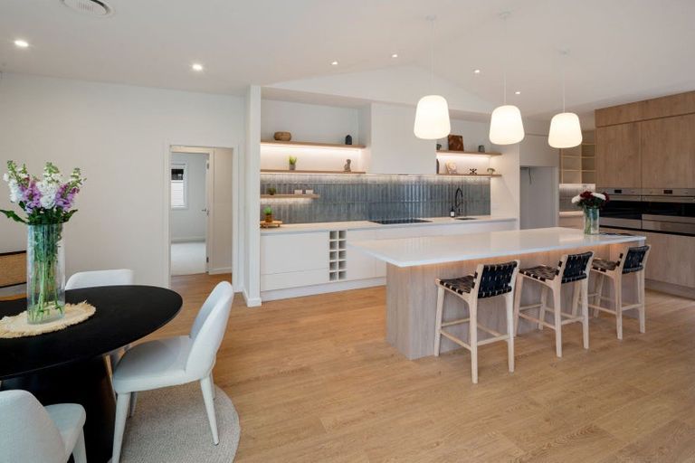 Photo of property in 94 Hugo Shaw Drive, Cambridge, 3434