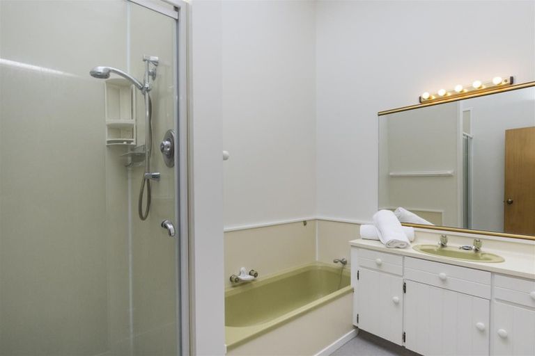 Photo of property in 16 Dunsinane Place, Marton, 4710