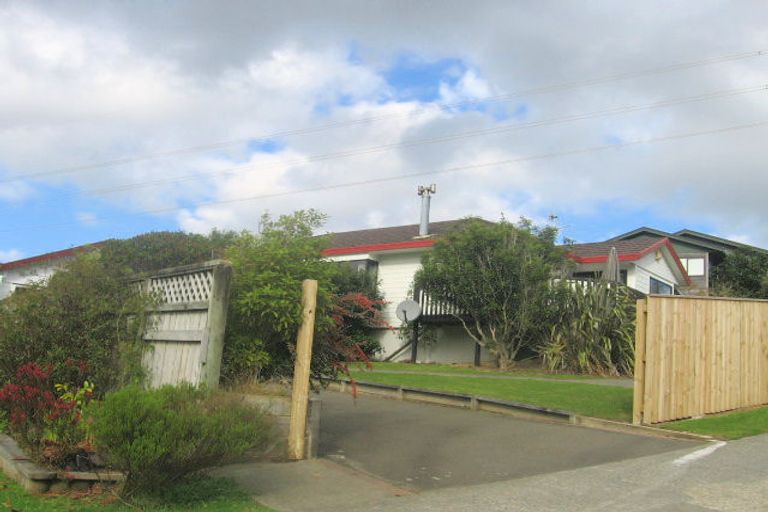 Photo of property in 157 Tirohanga Road, Tirohanga, Lower Hutt, 5010
