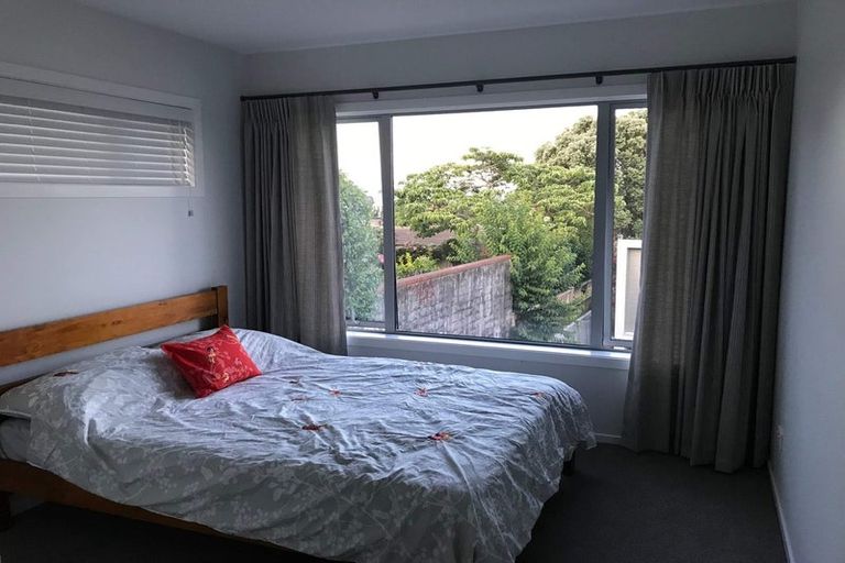 Photo of property in 1/19 Ruakiwi Road, Hamilton Lake, Hamilton, 3204