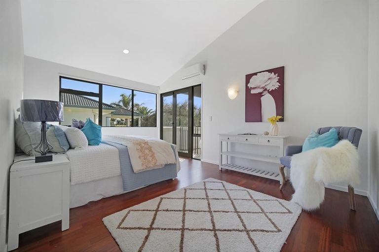 Photo of property in 12 Quedley Court, Eastern Beach, Auckland, 2012