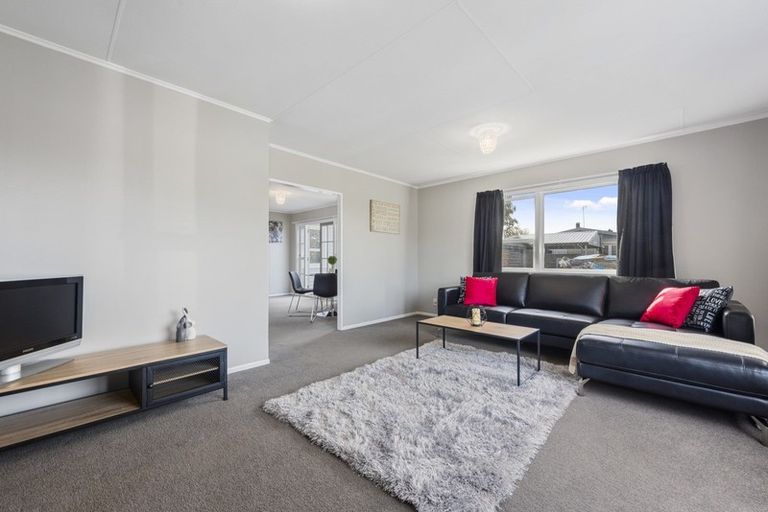 Photo of property in 52 Waite Street, Featherston, 5710