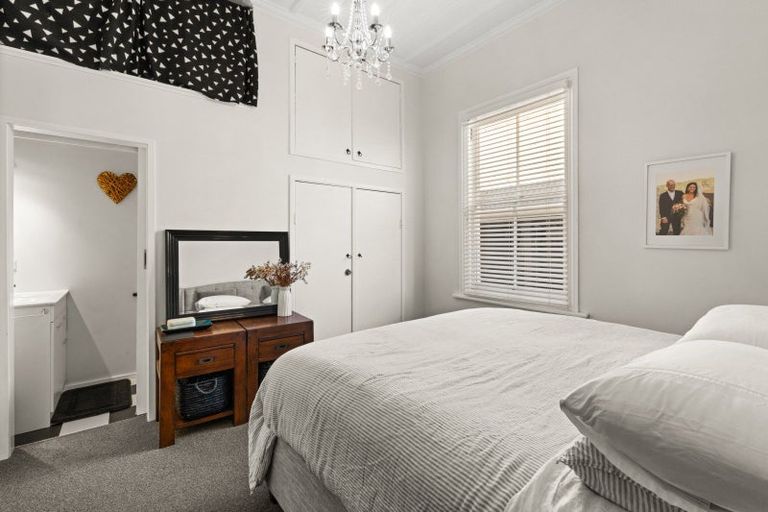 Photo of property in 92 Auckland Road, Greenmeadows, Napier, 4112