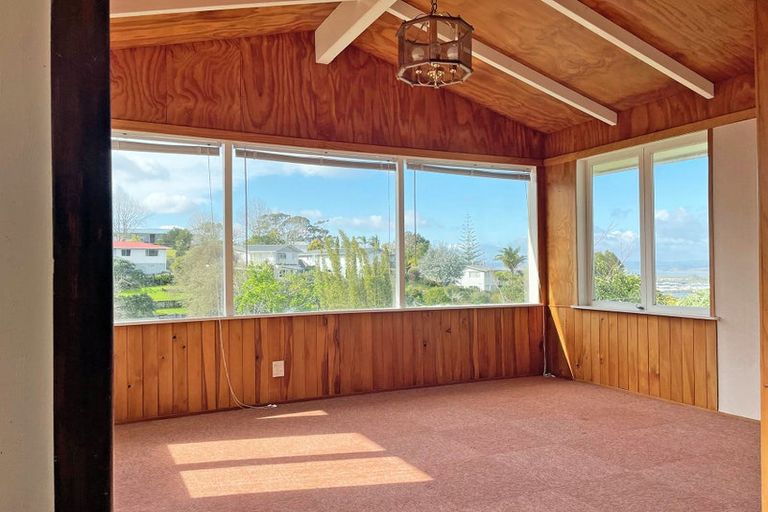 Photo of property in 44 Memorial Drive, Parahaki, Whangarei, 0112