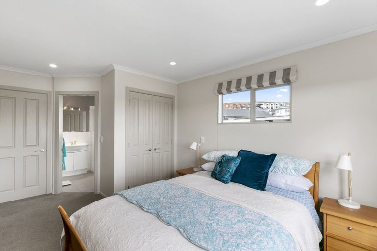 Photo of property in 9 Cedarwood Street, Woodridge, Wellington, 6037