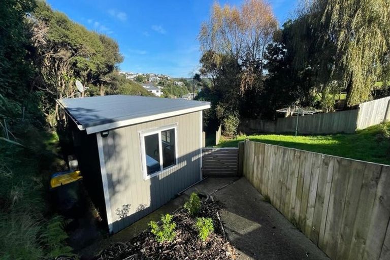 Photo of property in 6a Kiriwai Road, Paremata, Porirua, 5024