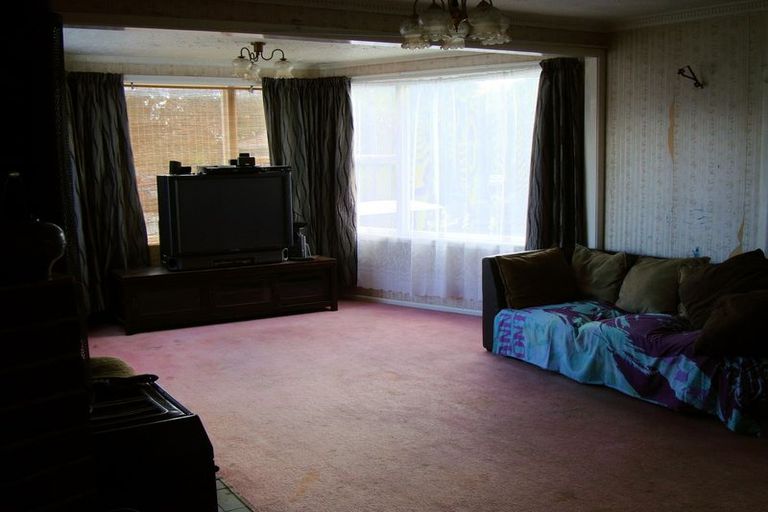 Photo of property in 16 Jollie Road, Twizel, 7901