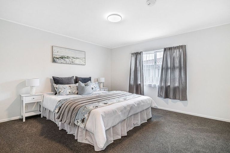 Photo of property in 1/24 Kennington Drive, Clendon Park, Auckland, 2103