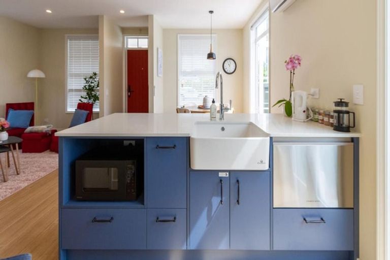 Photo of property in 1/22 Leitch Street, Somerfield, Christchurch, 8024